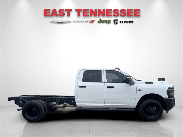 2026 RAM 3500 Chassis RAM 3500 TRADESMAN CREW CAB CHASSIS 4X4 60 CA