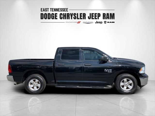 2022 RAM 1500 Classic SLT Crew Cab 4x2 57 Box 2022 RAM 1500 Classic SLT Crew Cab 4x2 57 Box