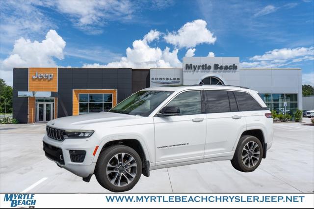 2023 Jeep Grand Cherokee Overland 4x2