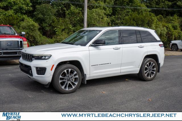 2023 Jeep Grand Cherokee Overland 4x2