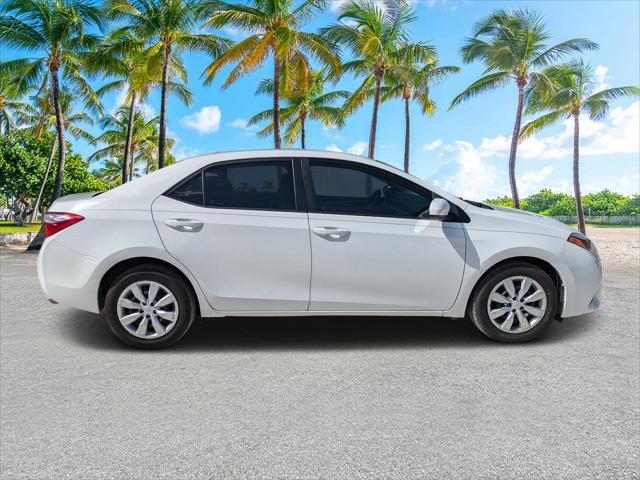 2016 Toyota Corolla  2016 Toyota Corolla