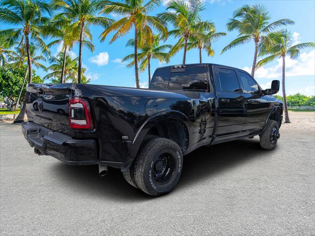2022 RAM 3500 Limited Crew Cab 4x4 8 Box 2022 RAM 3500 Limited Crew Cab 4x4 8 Box
