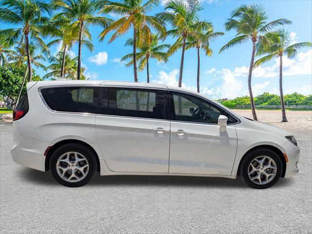 2018 Chrysler Pacifica Touring Plus