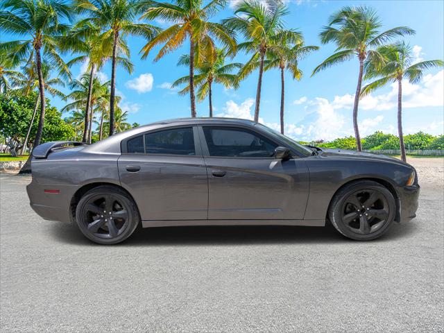 2014 Dodge Charger SXT Plus