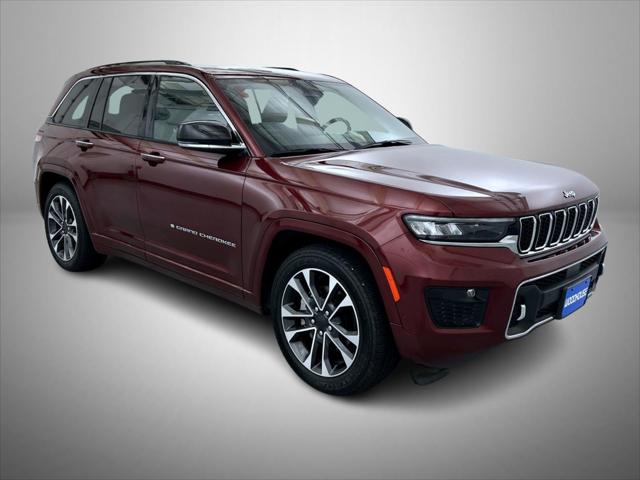 2022 Jeep Grand Cherokee Overland 4x4 2022 Jeep Grand Cherokee Overland 4x4
