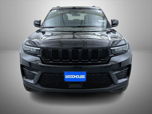 2025 Jeep Grand Cherokee GRAND CHEROKEE ALTITUDE 4X4 2025 Jeep Grand Cherokee GRAND CHEROKEE ALTITUDE 4X4