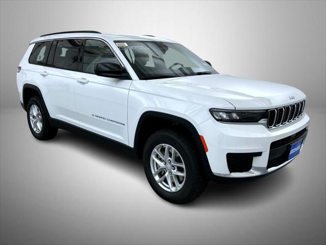 2025 Jeep Grand Cherokee GRAND CHEROKEE L LAREDO 4X4