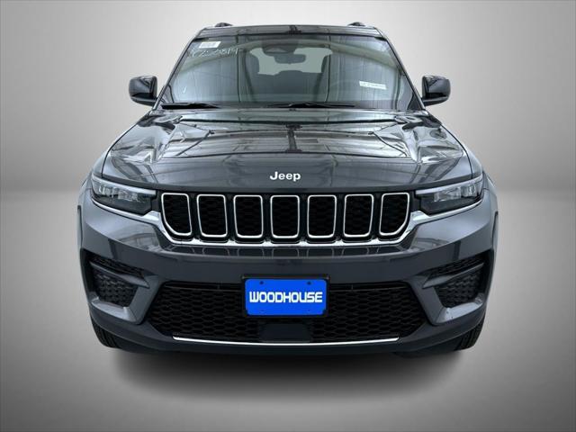 2025 Jeep Grand Cherokee GRAND CHEROKEE LAREDO X 4X4 2025 Jeep Grand Cherokee GRAND CHEROKEE LAREDO X 4X4