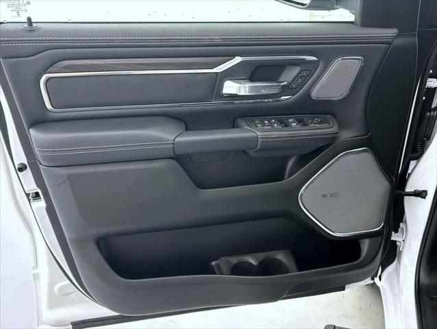 2026 Ram 1500 Laramie Crew Cab 4x4 5'7" Box
