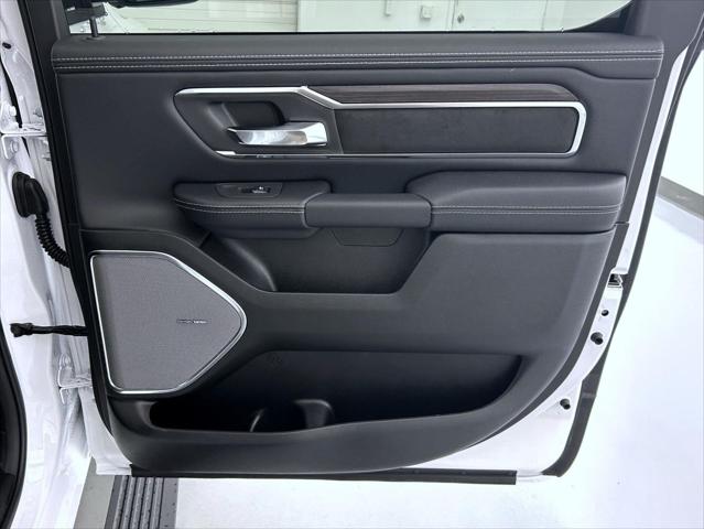 2026 Ram 1500 Laramie Crew Cab 4x4 5'7" Box