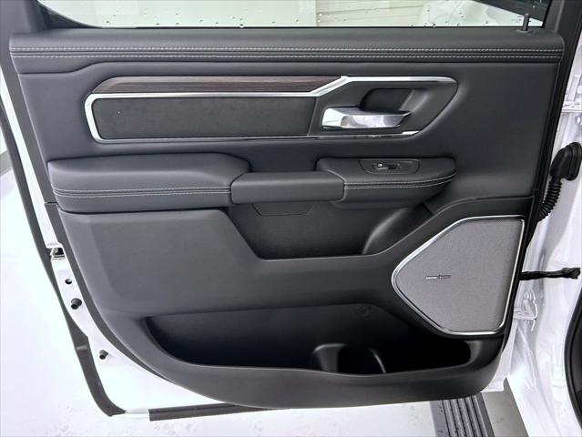 2026 Ram 1500 Laramie Crew Cab 4x4 5'7" Box