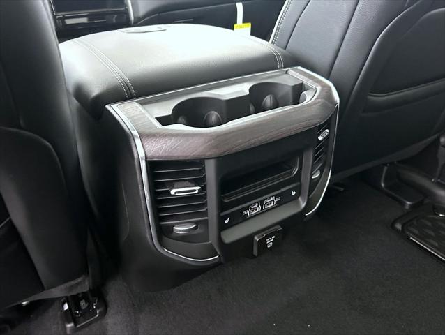 2026 Ram 1500 Laramie Crew Cab 4x4 5'7" Box