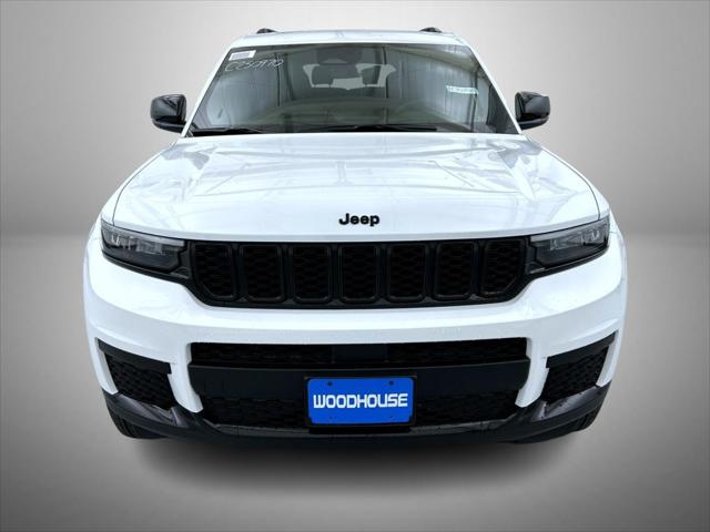 2025 Jeep Grand Cherokee GRAND CHEROKEE L ALTITUDE X 4X4