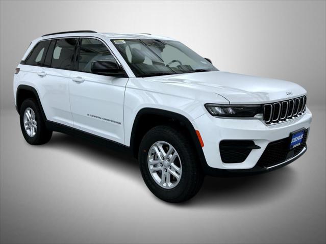 2025 Jeep Grand Cherokee GRAND CHEROKEE LAREDO 4X4 2025 Jeep Grand Cherokee GRAND CHEROKEE LAREDO 4X4