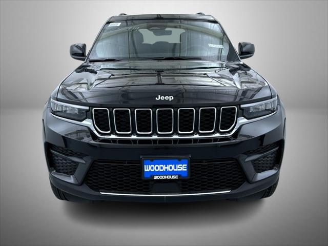 2025 Jeep Grand Cherokee GRAND CHEROKEE LAREDO X 4X4 2025 Jeep Grand Cherokee GRAND CHEROKEE LAREDO X 4X4