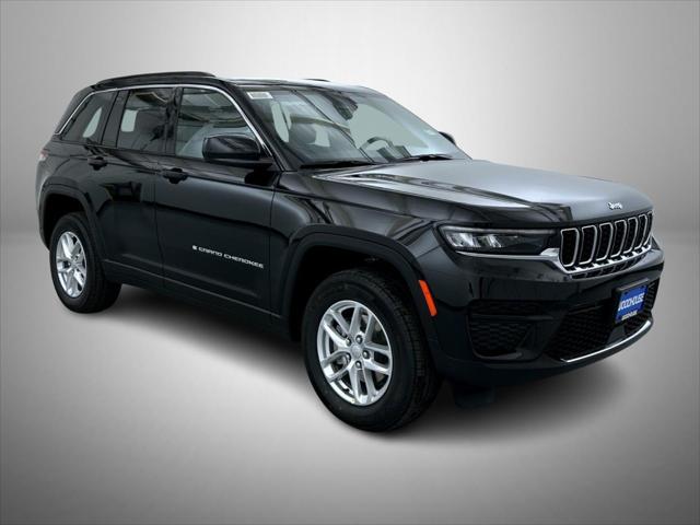 2025 Jeep Grand Cherokee GRAND CHEROKEE LAREDO X 4X4 2025 Jeep Grand Cherokee GRAND CHEROKEE LAREDO X 4X4