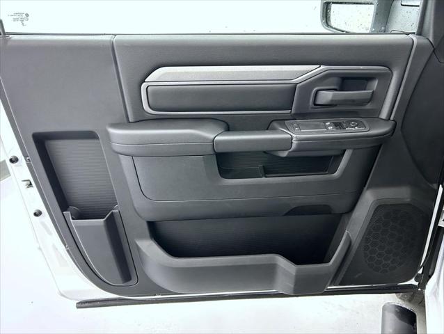 2025 Ram 2500 Tradesman Regular Cab 4x2 8' Box