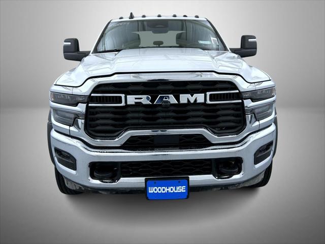 2026 RAM Ram 5500 Chassis Cab RAM 5500 TRADESMAN CHASSIS CREW CAB 4X4 84 CA 2026 RAM Ram 5500 Chassis Cab RAM 5500 TRADESMAN CHASSIS CREW CAB 4X4 84 CA