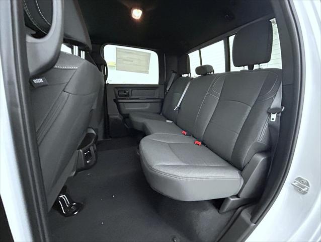 2026 Ram 2500 Black Express Crew Cab 4x4 6'4" Box