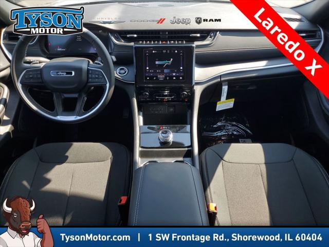 2025 Jeep Grand Cherokee Laredo X 4x4