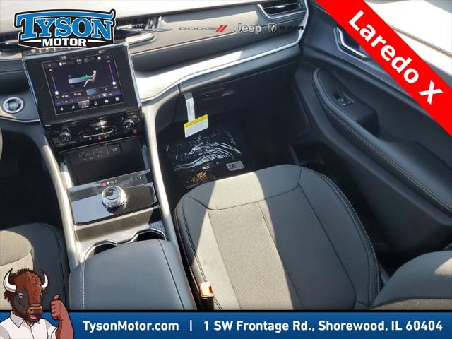 2025 Jeep Grand Cherokee Laredo X 4x4