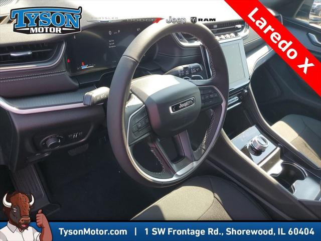 2025 Jeep Grand Cherokee Laredo X 4x4
