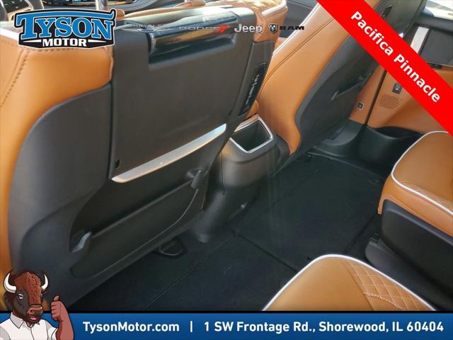 2026 Chrysler Pacifica Pinnacle AWD