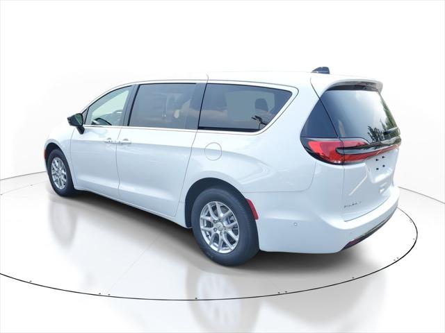 2025 Chrysler Pacifica PACIFICA SELECT