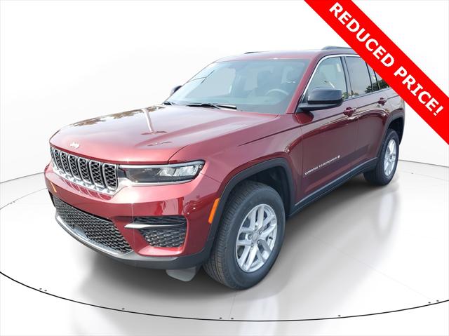 2025 Jeep Grand Cherokee GRAND CHEROKEE LAREDO X 4X4