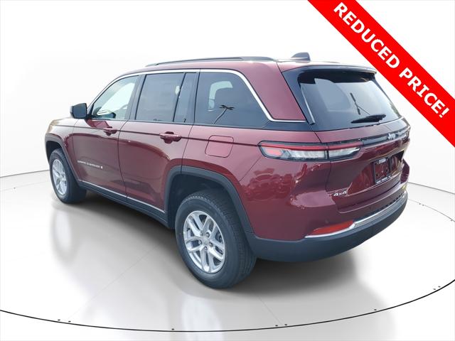 2025 Jeep Grand Cherokee GRAND CHEROKEE LAREDO X 4X4