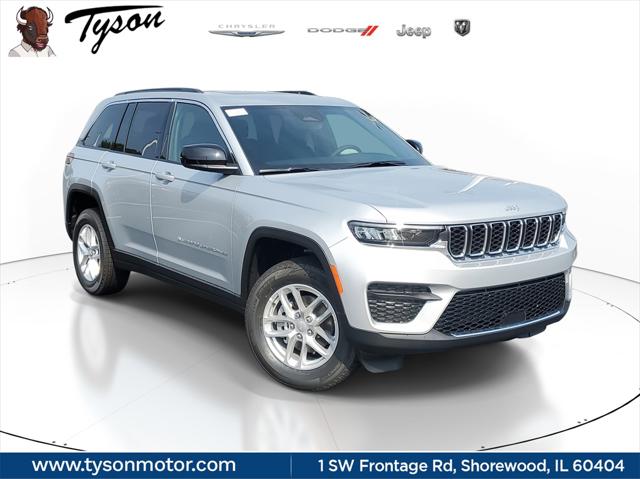 2025 Jeep Grand Cherokee GRAND CHEROKEE LAREDO X 4X4