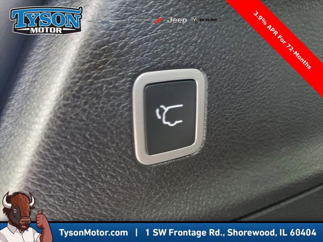 2026 Chrysler Voyager LX