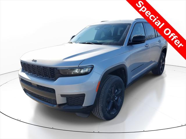 2025 Jeep Grand Cherokee GRAND CHEROKEE L ALTITUDE X 4X4