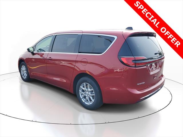 2025 Chrysler Pacifica PACIFICA SELECT