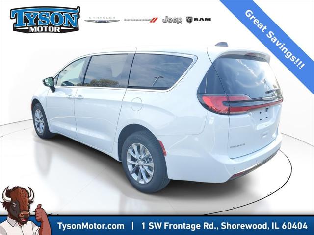 2026 Chrysler Pacifica Select AWD