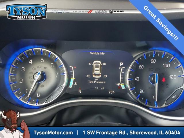 2026 Chrysler Pacifica Select AWD