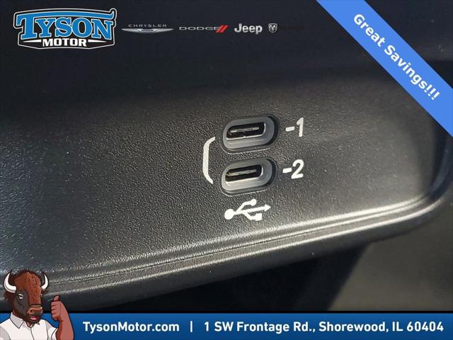 2026 Chrysler Pacifica Select AWD