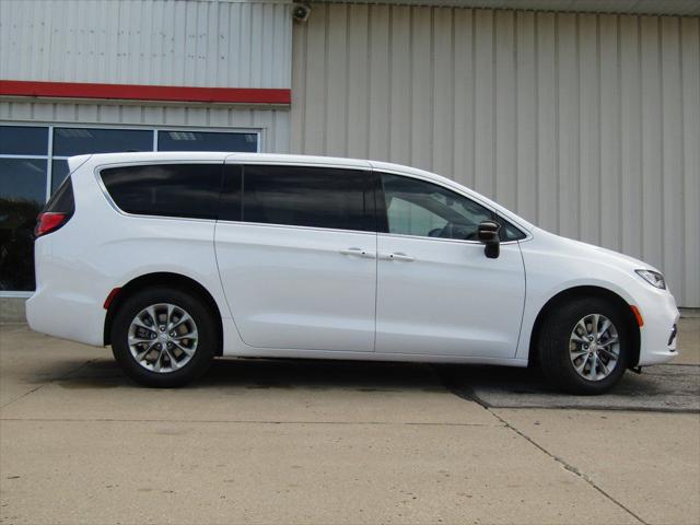2026 Chrysler Pacifica PACIFICA SELECT AWD 2026 Chrysler Pacifica PACIFICA SELECT AWD