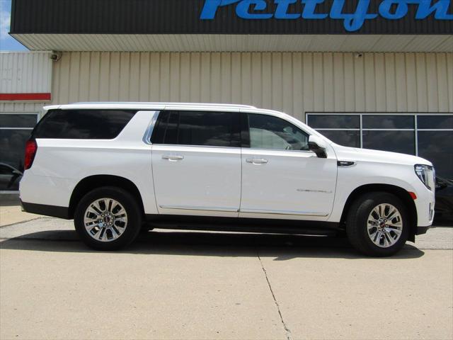 2023 GMC Yukon XL 4WD Denali