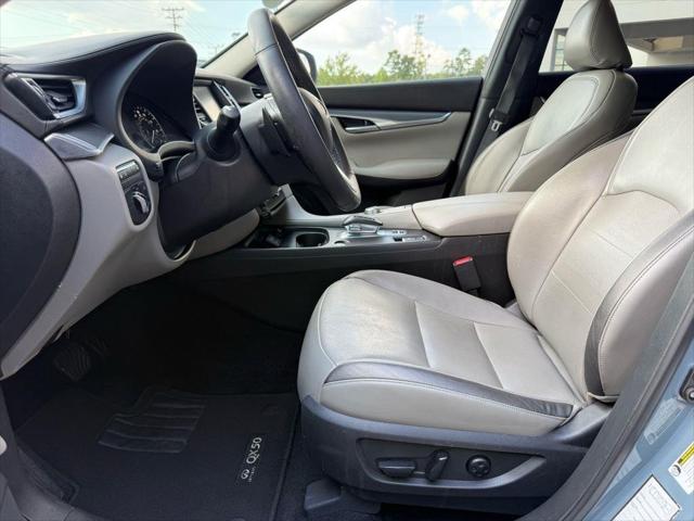 2024 INFINITI QX50 LUXE