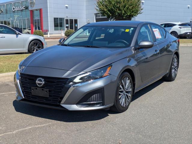 2023 Nissan Altima SV FWD