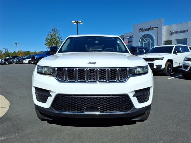 2024 Jeep Grand Cherokee Laredo 4x4