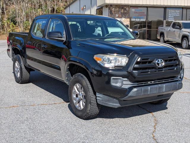 2017 Toyota Tacoma SR 2017 Toyota Tacoma SR