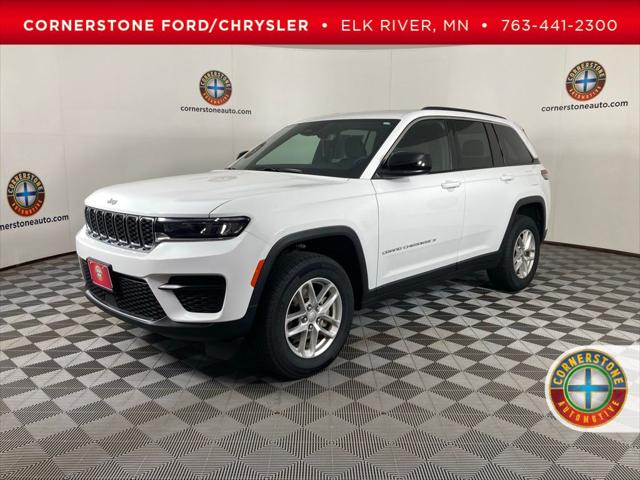 2024 Jeep Grand Cherokee Laredo X 4x4 2024 Jeep Grand Cherokee Laredo X 4x4