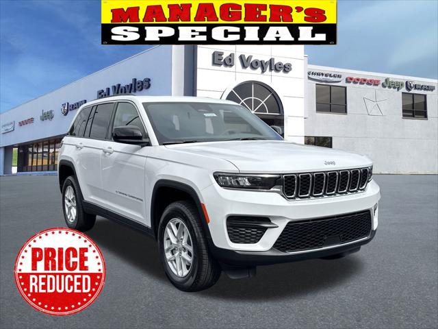 2025 Jeep Grand Cherokee GRAND CHEROKEE LAREDO X 4X2