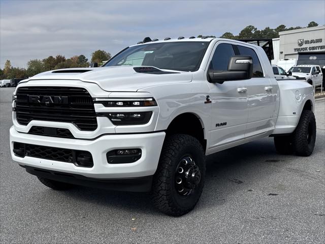 2026 RAM Ram 3500 RAM 3500 LARAMIE MEGA CAB 4X4 64 BOX 2026 RAM Ram 3500 RAM 3500 LARAMIE MEGA CAB 4X4 64 BOX