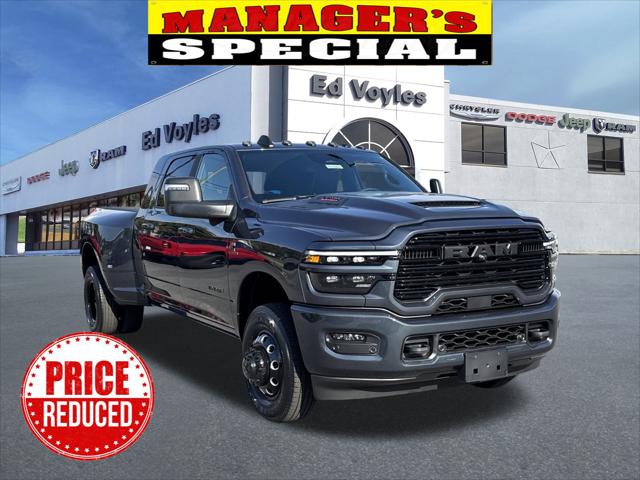 2026 RAM Ram 3500 RAM 3500 LARAMIE MEGA CAB 4X4 64 BOX 2026 RAM Ram 3500 RAM 3500 LARAMIE MEGA CAB 4X4 64 BOX