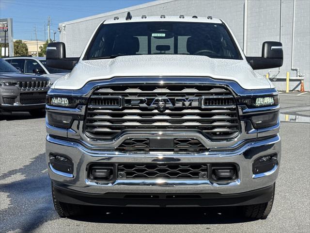 2026 RAM Ram 2500 RAM 2500 TRADESMAN CREW CAB 4X4 64 BOX 2026 RAM Ram 2500 RAM 2500 TRADESMAN CREW CAB 4X4 64 BOX