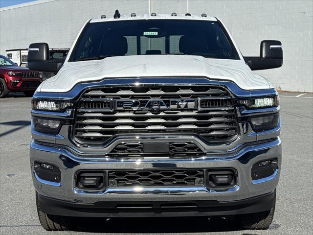 2026 RAM Ram 2500 RAM 2500 TRADESMAN CREW CAB 4X4 64 BOX
