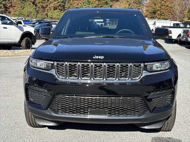2025 Jeep Grand Cherokee GRAND CHEROKEE LAREDO 4X2